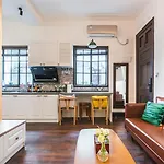 Shanghai Hills&Xing 38 Family Homestay Near Line1 And Mid Huaihai Rd