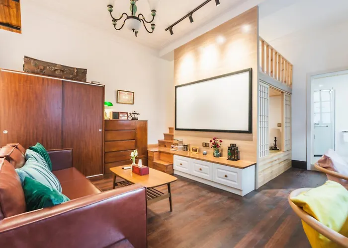 Shanghai Hills&Xing 38 Family Homestay Near Line1 And Mid Huaihai Rd