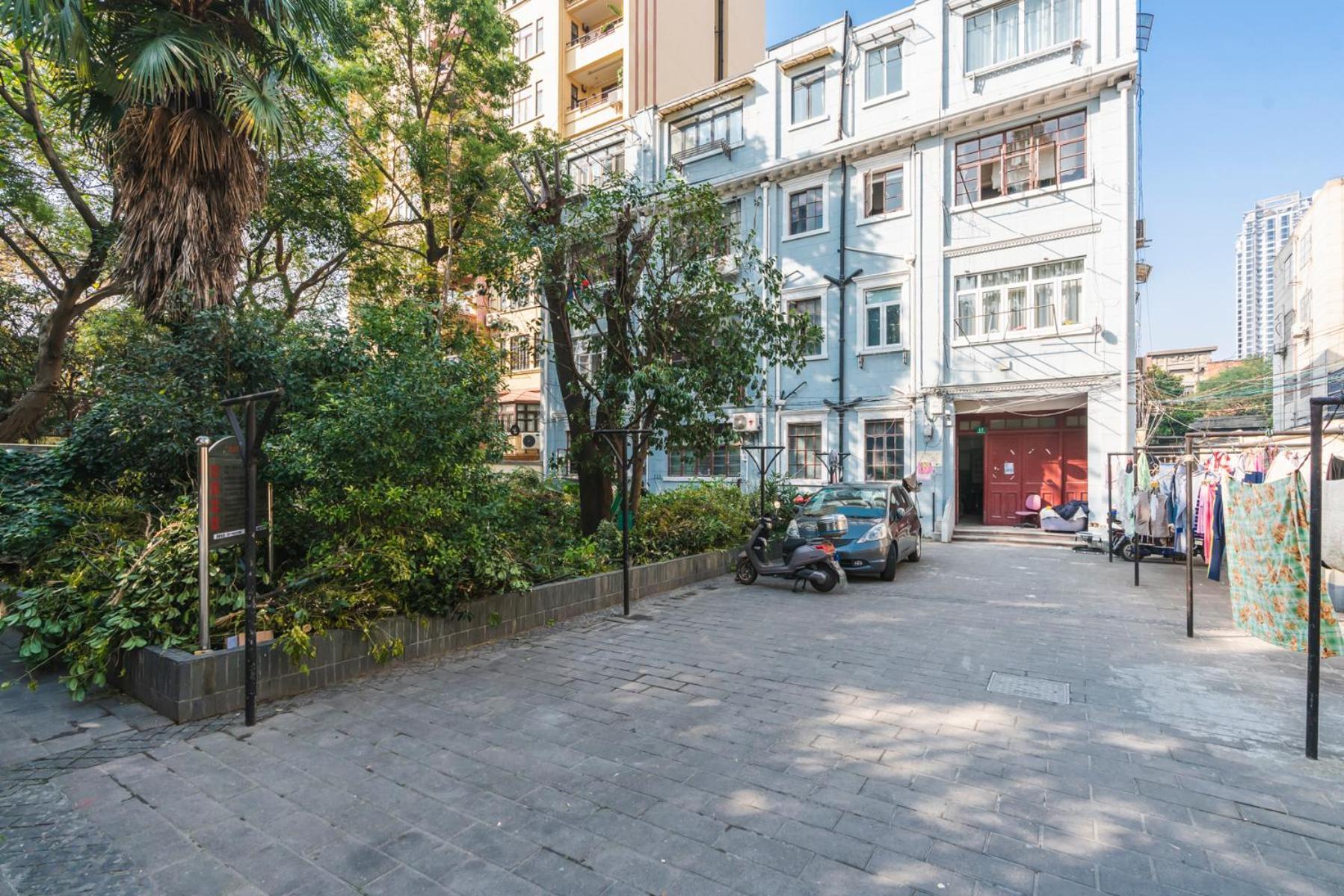 Apartment Hills&xing 38 Family Near Line1 And Mid Huaihai Rd *